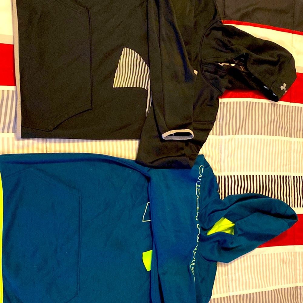 2 under armor Hoodies Youth XL